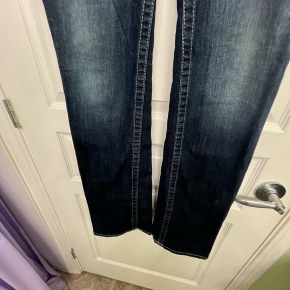 True Religion Women’s Blue Jeans Embroidered Pockets, Straight Leg Jeans Size 30 - Picture 2 of 12